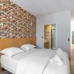 Chic Paris Studio For 2 In Bastille